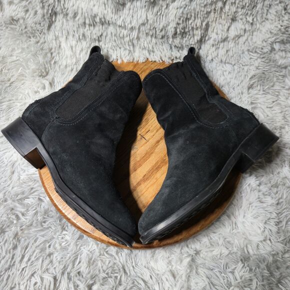 Andre Assous Odalys Womens Size 39M Black Suede Fur Lined Pull On Short Boots - Picture 2 of 12